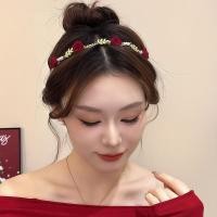 ราคา 2026 ที่คาดผมล้างหน้าฤดูใบไม้ร่วงฤดูหนาวแบบใหม่ที่คาดผมดอกกุหลาบสีแดงย้อนยุคฝรั่งเศส (26320494530)