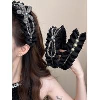 ราคา ที่คาดผมสีดำซาติน มีไฟกระพริบแบบเพชร สำหรับสไตล์แฟชั่นและโอกาสพิเศษ (48555585471)