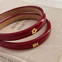 ราคา กิ๊บรัดผมสไตล์เกาหลีสีขาวแท้และสิทธิบัตรหนัง เรียบง่ายพร้อมลายดอกไม้ขนาดเล็ก (47107671318)