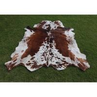 ราคา นำเข้า พรมหนังวัวแท้ธรรมชาติ สีน้ำตาล ขาว รุ่นพรีเมียม Luxury Tricolor Cowhide Rug 100 Genuine Hair on Hide (49104024171)
