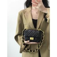 ราคา HB 628 กระเป๋า สะพายไหล่ สะพายข้าง หนัง PU นิ่ม มีสาย 2สาย (18663183439)