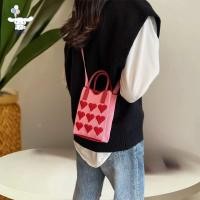 ราคา กระเป๋าถือสไตล์เกาหลี แบบโครสโบดี้ สำหรับสาวน่ารัก ออกแบบมาเพื่อใส่โทรศัพท์มือถือและอุปกรณ์ขนาดเล็ก (52458197618)