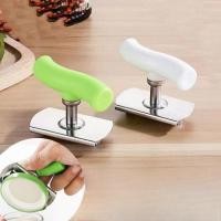 ราคา จัดส่งในพื้นที่ ที่เปิดขวดมัลติฟังก์ชั่น ที่เปิดขวดหมุนได้แบบปรับได้ เครื่องกําจัดฝาสแตนเลส เครื่องมือครัวบ้าน (56757847052)