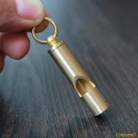 ราคา Crescent1 Birds Whistle ทองแดงการฝึกอบรมขลุ่ยสัตว์เลี้ยง Beahavior เครื่องมือการฝึกอบรมสําหรับ Pigeons Doves Parrot สุนัขนกหวีดฉุกเฉิน (55108173484)