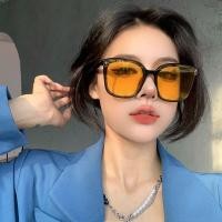 ราคา แว่นกันแดด แว่นกันแดด แว่นกันแดด GM Retro Square โปร่งใสสีเหลือง Big Face Slimmer ดูแว่นตากันแดดขับรถ Anti Ultraviolet ผู้ชายผู้หญิงแว่นตากันแดด 04 21 (57959277695)