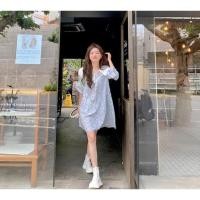 ราคา 8532 เดรสสีฟ้าลายดอกไม้คอปกขาว (25816860084)