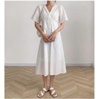 ราคา 2753 เดรสยาวสีขาว เขียว (5464904384)