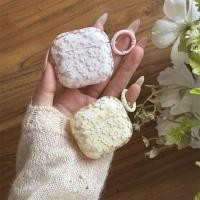 ราคา Airpods4 เคสหูฟังดอกไม้สีขาวขนาดเล็ก Airpods การ์ตูนหูฟังไร้สายบลูทูธที่ชัดเจน 1 2 pro2 gen Pro3 gen3 Airpods3 Airpods 4 กรณี (45957962141)