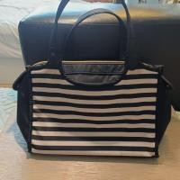 ราคา กระเป๋ามือสอง 11x8 shiseido (46808425906)