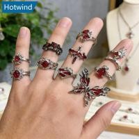 ราคา HW 9 ชิ้นไม่สม่ําเสมอแก้วคริสตัลสีแดงผีเสื้อแหวนผู้หญิง Y2K Gothic Spider Cross Creative Grunge ความงามเครื่องประดับอุปกรณ์เสริม K4Z1 (53108708341)
