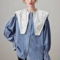 ราคา พร้อมส่ง GMG เสื้อแขนยาว สียีนส์อ่อน ผ้ายีนส์ ทรงเสื้อคอปกใหญ่ ดีเทลปักลูกไม้ประดับกลิตเตอร์ ทรงโอเวอร์ไซส์ปลายแขนสม็อค (28889015276)