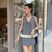 ราคา พร้อมส่ง GMG ชุดเซ็ต เสื้อแขนกุด กระโปรง ผ้าคอตตอนนิ่ม แต่งโบว์ผูกด้านหน้าเพิ่มลูกเล่นริบบิ้นยาว ดีเทลชายแต่งระบายสีขาว (41424488207)