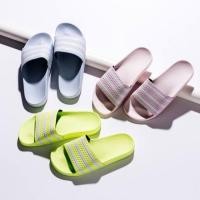 ราคา รองเท้าแตะ Adidas Adilette แท้ (1973554529)