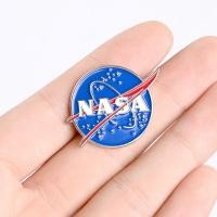 ราคา Nasa เข็มกลัดเคลือบ ลายนักบินอวกาศ อวกาศ สําหรับตกแต่งเสื้อหนัง หมวก กระเป๋า (19802282943)