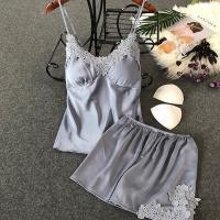 ราคา SZ1684 ชุดนอนสายเดี่ยวมีฟองพร้อมกางเกงผ้าซาตินสีเงิน (1311215935)