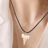ราคา เพศ เป็นกลางออกแบบฟอสซิลฉลามฟันสร้อยคอเสน่ห์บีชออกแบบสร้อยคอฟันฉลามสําหรับผู้ชายวัยรุ่นฤดูร้อน (48458161498)