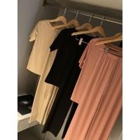 ราคา ชุดนอนผู้หญิง สีทึบ ผ้าไหมน้ำแข็งแขนสั้น รอบคอ กางเกงขายาว (50908393359)