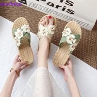ราคา รองเท้าแตะลายดอกไม้ กันน้ำสำหรับชายหาด ใช้ในวันหยุดฤดูร้อน (47206571965)