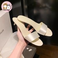 ราคา รองเท้าแตะสุภาพสตรี สไตล์มินิมอล ใช้วัสดุผ้าไหมแท้และหนังแท้ สายรัดแบน ส้นเล็ก สวยงามและสวมใส่ง่าย (44856263639)