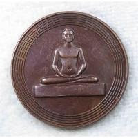 ราคา เหรียญพระธรรมกาย วัดพระธรรมกาย คลองหลวง ปทุมธานี ปี2543 (29105110196)