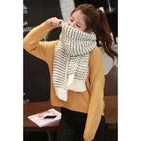 ราคา ผ้าพันคอกันหนาวสีขาวครีมนุ่มๆ ลายเส้นสีดำจ้า (5516132524)