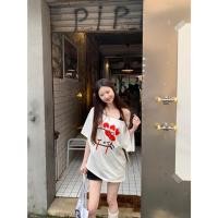 ราคา BANKO เสื้อยืดแขนสั้นเปิดไหล่คิตตี้สีขาวหลวมผู้หญิงเกาหลี (29805634571)