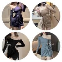 ราคา พร้อมส่ง เดรสสั้น แขนยาว ดีไซน์ปาดไหล่ 1 ข้าง แต่งสายผูกเอว สไตล์สาวเวียดนาม เก๋ๆ ผ้าเรยอน ยืดได้เยอะมาก (51054075620)