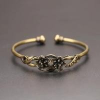 ราคา กำไลข้อมือทองเหลืองสไตล์เจ้าหญิง ออกแบบคลาสสิกและเรียบง่าย เป็นของขวัญที่สวยงาม (50855453268)