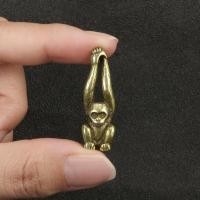 ราคา วินเทจทองเหลืองแขนยาวลิงพวงกุญแจจี้12ราศีลิงมือจี้เครื่องประดับทองแดงเก่าขายส่ง (54355433006)