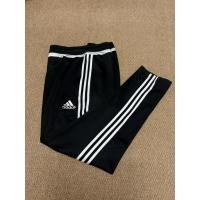 ราคา กางเกงวอร์ม Adidas สีดำ แถบขาว ป้าย 2XL ทรงสวย ใส่ง่าย สายสตรีทสปอร์ต (50110141225)
