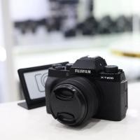 ราคา Fuji xt200 สีดำ พร้อม เลนส์ สภาพ ใหม่ การทำงานเต็ม ระบบ มีwifi (48659623461)