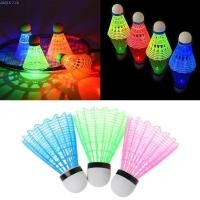 ราคา ไอชิน77ลูกแบดมินตันเรืองแสง แบดมินตัน นํา สีสันสดใสเรืองแสง แร็กเก็ตกีฬาแสงลูกน้ําหนักเบาไนล่อนแสงลูกขนไก่มืดคืน (55708911316)
