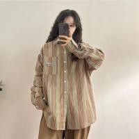 ราคา เสื้อเชิ้ตแขนยาวลายทางแนวตั้งเสื้อแจ็คเก็ตเสื้อลําลองทรงหลวมแบรนด์อินเทรนด์ของผู้ชาย (26862100058)