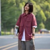 ราคา เสื้อเชิ้ตแขนสั้น แต่งกระเป๋าหลายช่อง สีพื้น สําหรับผู้ชาย (24709432571)