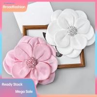 ราคา BRO ผู้หญิงดอกไม้ Corsage เข็มกลัดดอกไม้ 3d ดอกไม้ Corsage Rhinestone Applique Patch สําหรับเสื้อกันหนาวชุดเสื้อ Diy เย็บตกแต่งงานแต่งงานเสื้อผ้าอุปกรณ์เสริม (49806479713)
