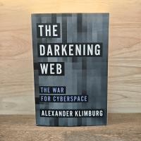 ราคา The Darkening Web The War for Cyberspace Alexander Klimburg 1139048 (52755675614)
