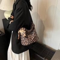 ราคา กระเป๋าสะพายข้างลายเสือดาว Retro Simple ดีไซน์ใหม่ ใช้ได้ตลอดปี All Match Cross Body Tote Bag (56650605478)
