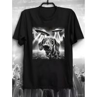 ราคา เสื้อยืดผู้ชายลาย Sci Fi สุนัข Dachshund และ UFO สีดำ ทรงปกติ แขนสั้น คอกลม พิมพ์ลายดิจิทัล ซักเครื่องได้ เหมาะสำหรับใ (55108213909)
