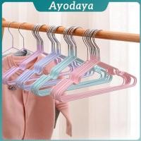 ราคา ไม้แขวนเสื้อ หุ้มยางกันลื่น แพค 10ชิ้น ส่งแบบสุ่มสี ไม่กินเนื้อที่ ไม้แขวนเสื้อสแตนเลส หุ้มยางกันลื่น ไม่หัก coat hanger (41269194804)