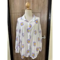 ราคา เสื้อแขนยาวสีขาว ลายดอกสีม่วง (46555710842)