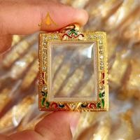 ราคา กรอบพระ กรอบพระเหรียญสแตมป์ กรอบพระใส่รูปถ่าย ทรงสี่เหลี่ยม ทองสูตร ลายไทยลงยา No 015 (40678301090)