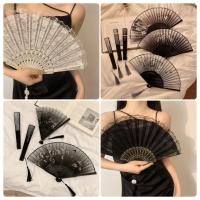 ราคา พัดลมคลาสสิค พัดลมพับลูกไม้ ลวดลายต่างๆ แบบพกพา ความรู้สึกหรูหรา ส่งไวจากไทย (25639891575)