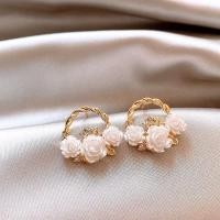 ราคา 2025 ต่างหูตะกร้าดอกไม้สีทองหญิงดอกคามิเลีย (26530521202)