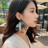 ราคา ต่างหูห้อยจี้ห้อยห้อยห้อย ต่างหูดอกไม้ผ้าพู่สไตล์โบฮีเมียน เครื่องประดับแฟชั่นหวานหลากสีต่างหูโอ้อวดถ่ายภาพ (48760193885)