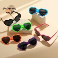 ราคา ตกลง แว่นกันแดดรูปหัวใจ แว่นกันแดดคอสเพลย์หัวใจฤดูร้อน อินเทรนด์ฮาโลวีนป้องกันรังสียูวี400แว่นตาปาร์ตี้สําหรับผู้หญิง (25198232312)