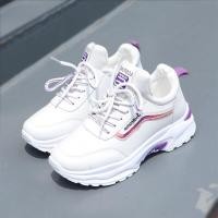 ราคา รองเท้าผ้าใบ รองเท้าวิ่ง แบบเรียบง่าย สำหรับผู้หญิง รองเท้ากีฬาเพิ่มส้นสูง4 5ซม ผู้หญิงสไตล์เกาหลี SD4232 (8395357585)