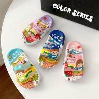 ราคา พร้อมสต็อกจัดส่งที่รวดเร็ว รองเท้าแตะเด็กสไตล์ใหม่ฤดูร้อนน่ารักการ์ตูนชายหญิง อ่อนนุ่ม พื้นรองเท้า รองเท้าเด็กบ้านในร่มกันลื่นรองเท้าแตะเด็กรองเ (45861315906)