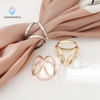 ราคา แฟชั่นเชื่อมต่อ หัวเข็มขัดผ้าพันคอสามแหวน โลหะผสมมัลติฟังก์ชั่น เครื่องประดับแหวนผ้าพันคอเข็มกลัดสไตล์เกาหลีทรงกลมอินเทรนด์ (51912738459)