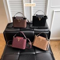ราคา TEEWOW Cross Body Bag กระเป๋าสะพายหนังนิ่มขนาดเล็ก ฮาร์ดแวร์ล็อคหัวเข็มขัดFaux Suedeกระเป๋าถือหญิงผู้หญิง (53411564318)