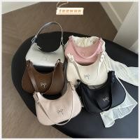 ราคา TeeWow กระเป๋าสายคล้องข้าง bowknot ดีไซน์เรียบหรู ทำจากหนังPUคุณภาพดี จุของได้มาก เหมาะสำหรับสไตล์ยุคY2K (49053149499)